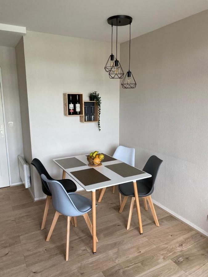 Appartement Au Calme Face Au Lac Marciac Ngoại thất bức ảnh