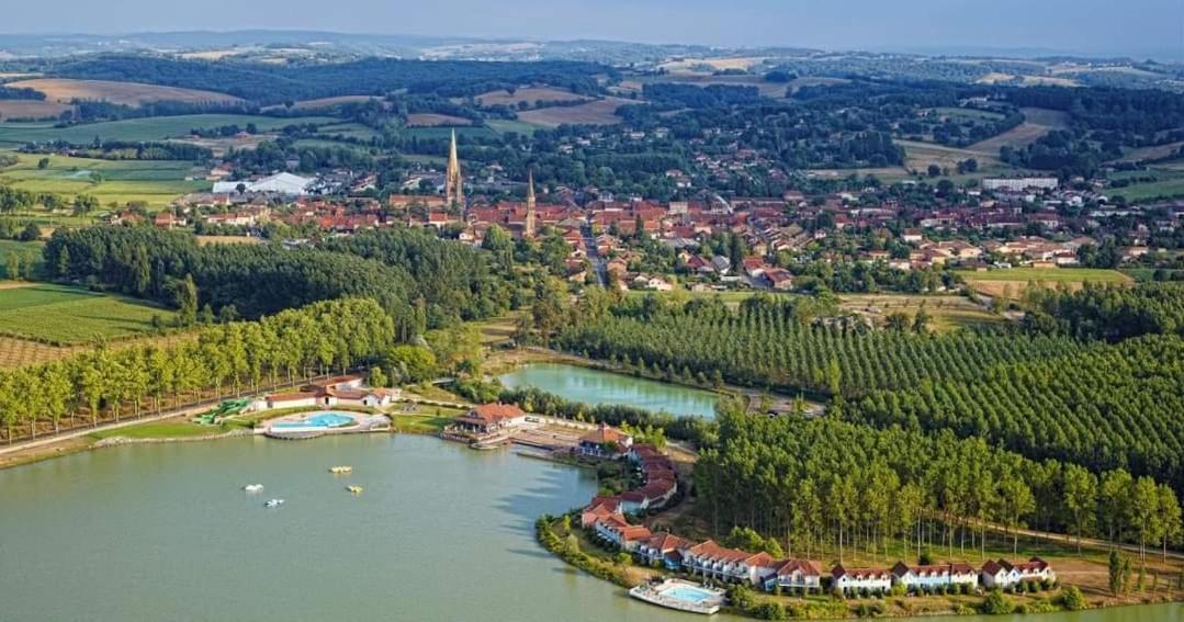 Appartement Au Calme Face Au Lac Marciac Ngoại thất bức ảnh