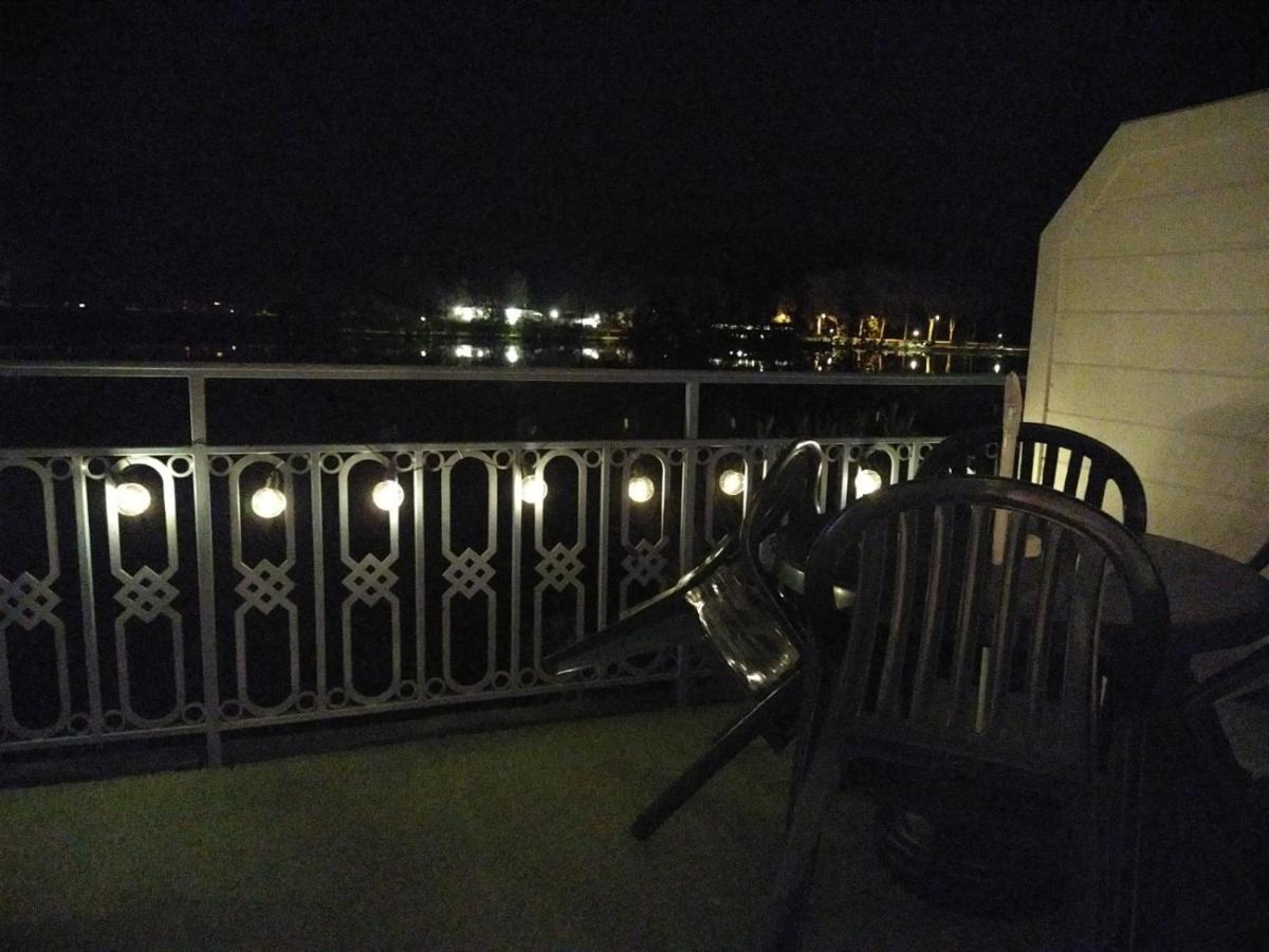 Appartement Au Calme Face Au Lac Marciac Ngoại thất bức ảnh